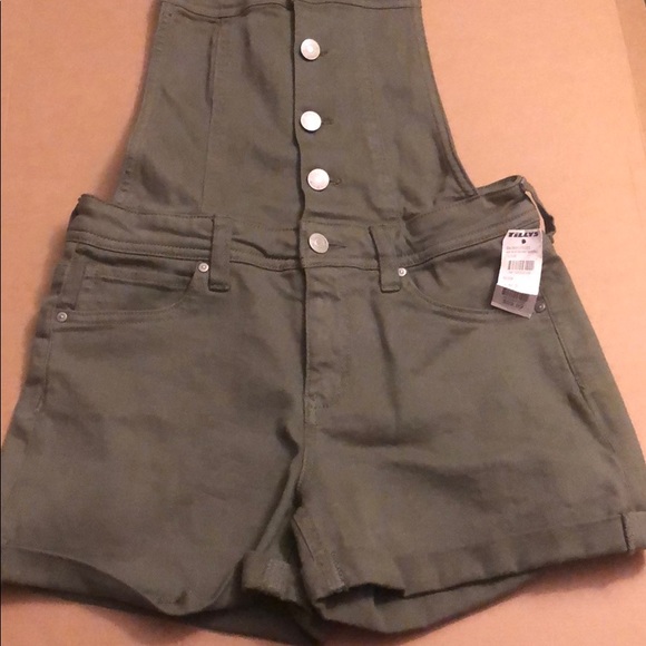 Tillys Olive Overalls! - Picture 1 of 4